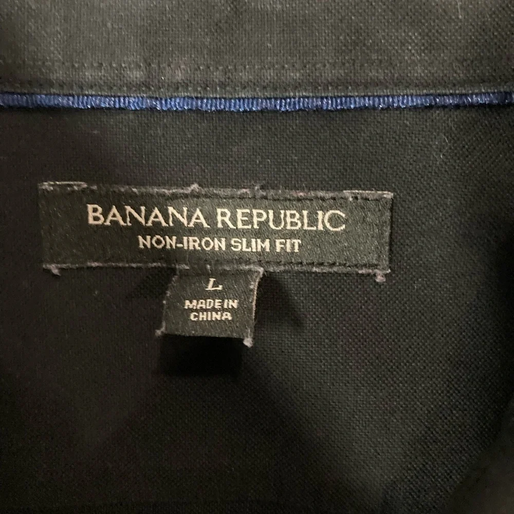 Banana Republic Non Iron Slim Fit Large Button Down Shirt‎